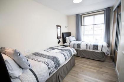 Lochend Serviced Apartments - image 17