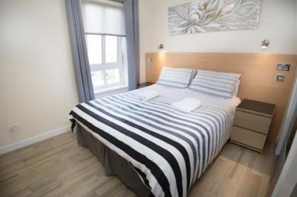 Lochend Serviced Apartments - image 8